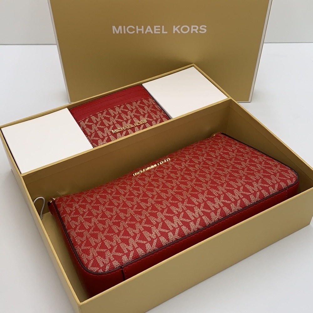 MICHAEL KORS GIFTABLE SHOULDER BAG & CARD HOLDER BOXED SET - Picture 8 of 16